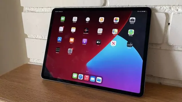 12,9-дюймовый iPad Pro (2022)