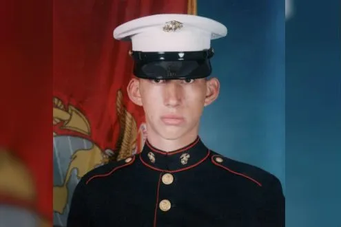 Адам Драйвер служил в Корпусе морской пехоты США.