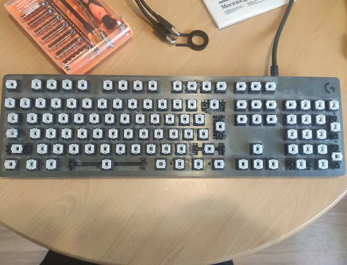 Ремонт клавиатуры Logitech G413 carbon своими руками