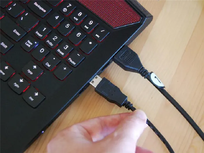 USB для подключения к компьютеру